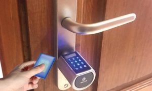 Cerraduras programables para viviendas de alquiler turístico: Comodidad y control sin complicaciones
